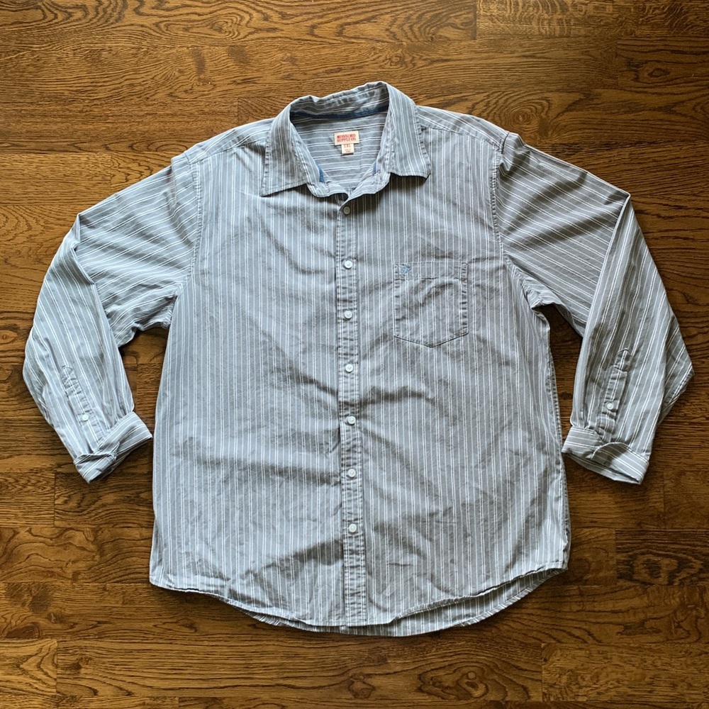 Mossimo Supply Company Button Down Shirt